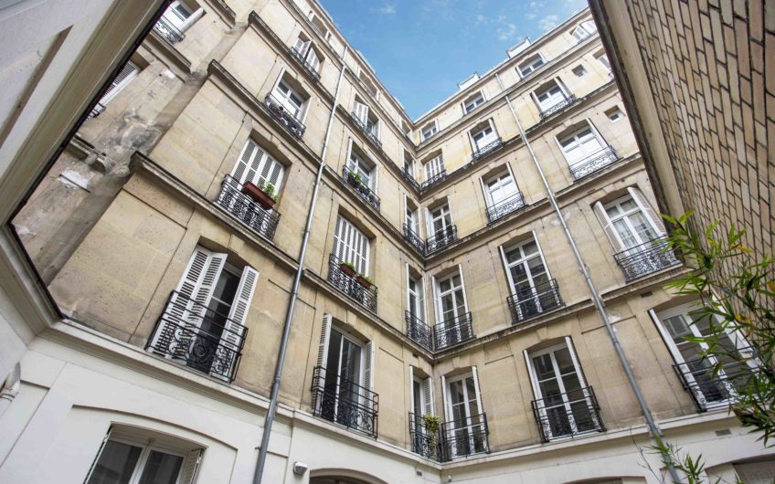 24 rue de l arcade